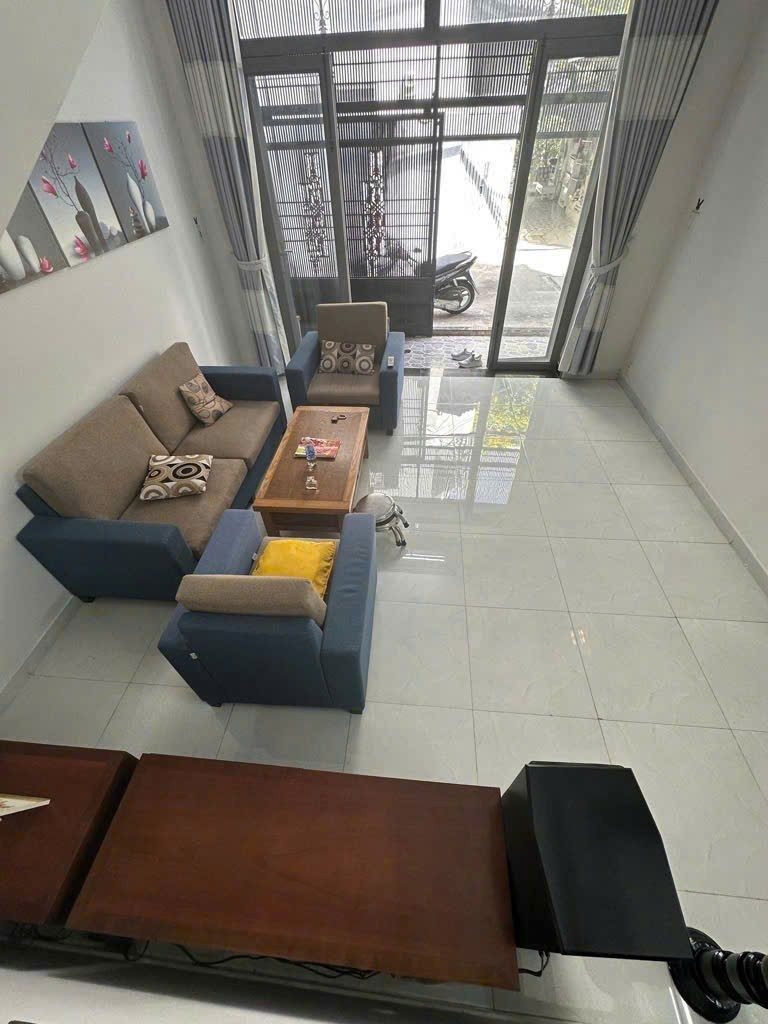 BÁN NHÀ MẶT TIỀN 50M2 3 TẦNG NGANG 4,5M KD ĐỈNH NGUYỄN VĂN CÔNG 5.7 TỶ. - Ảnh chính